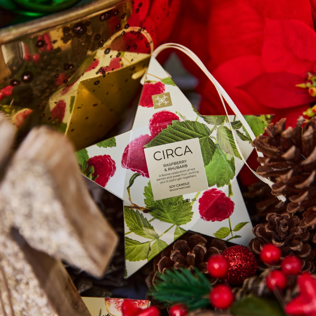 70g Bauble Candle - Raspberry & Rhubarb 26
