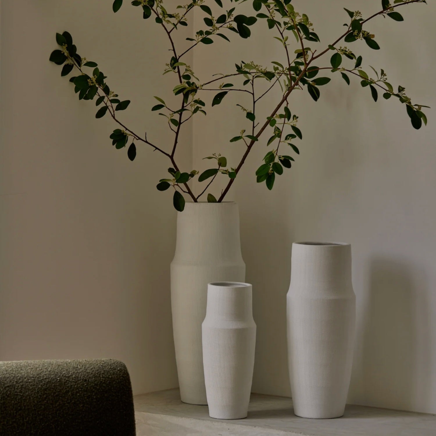 Nelson Vase (L) - White