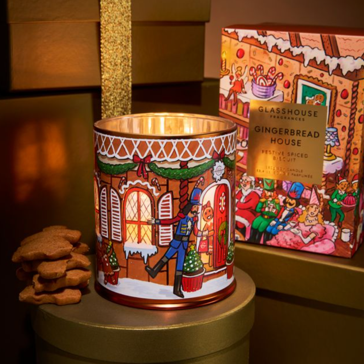 380g Candle - Gingerbread House 26