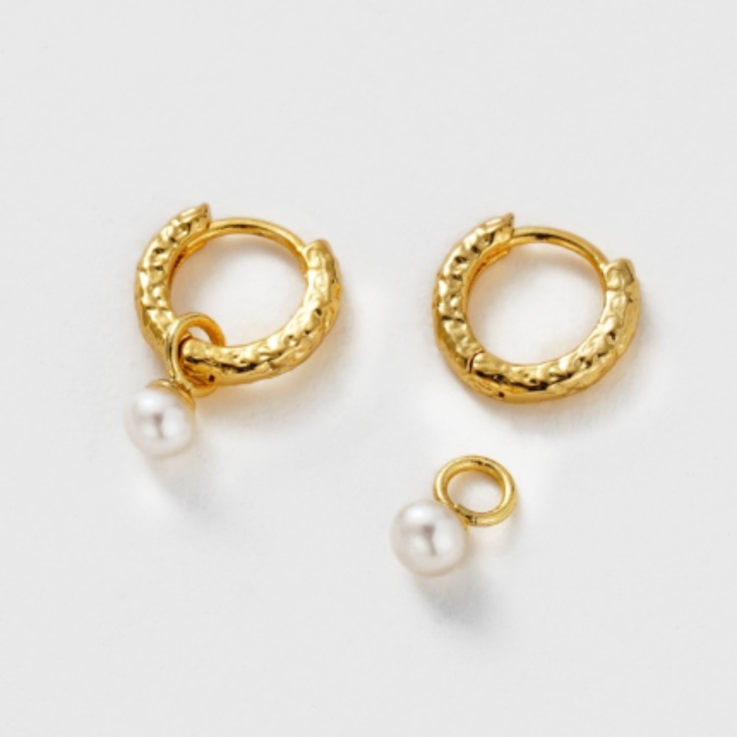 Emery Earrings - Pearl/Gold