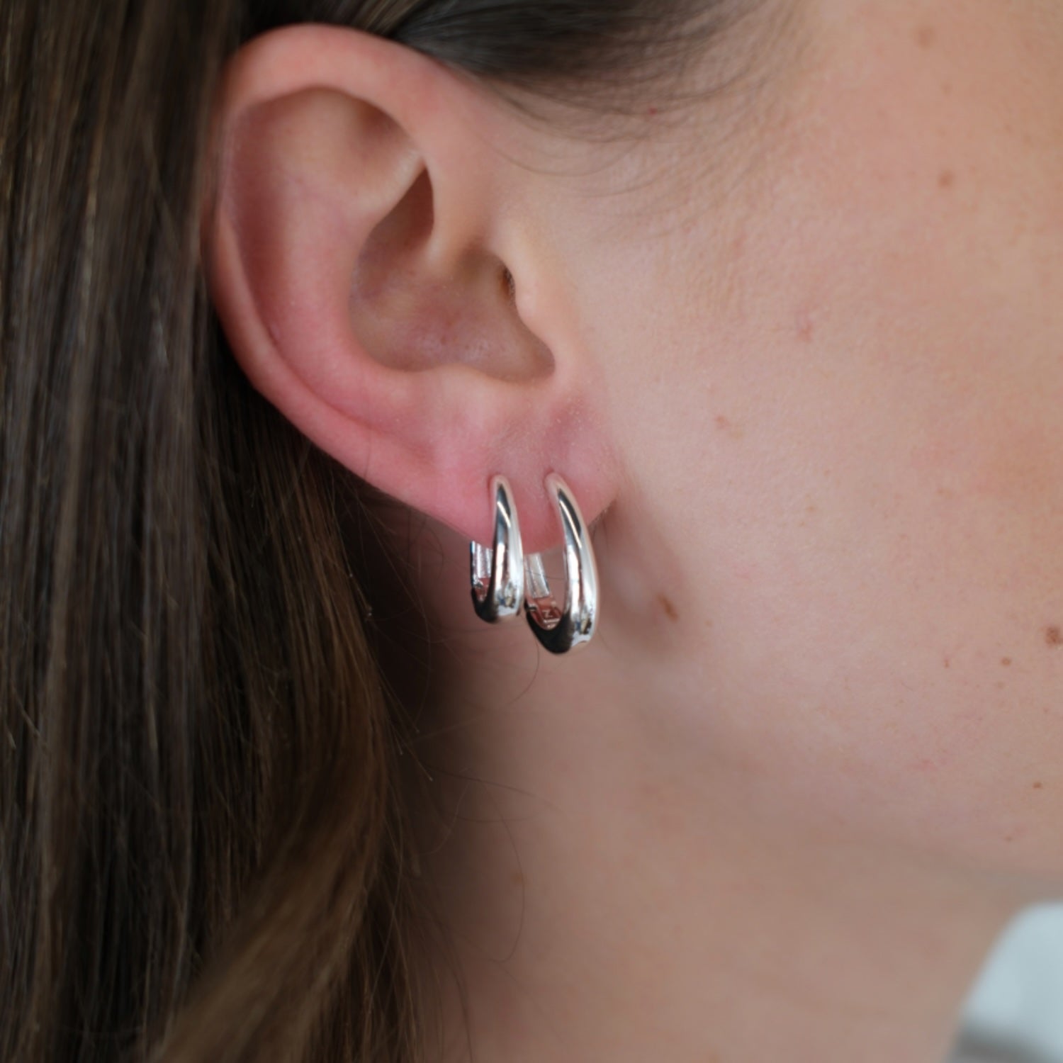 Pia Hoop - Medium - Silver