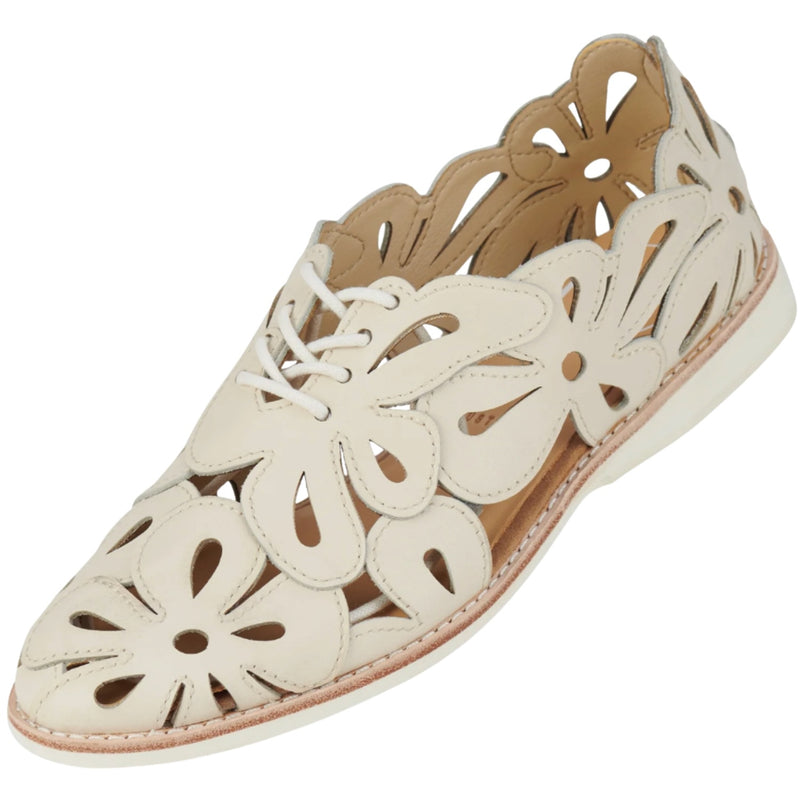 Sidecut Applique Shoe - Bone