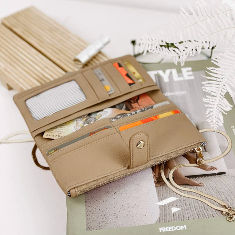 Stella Wallet - Latte
