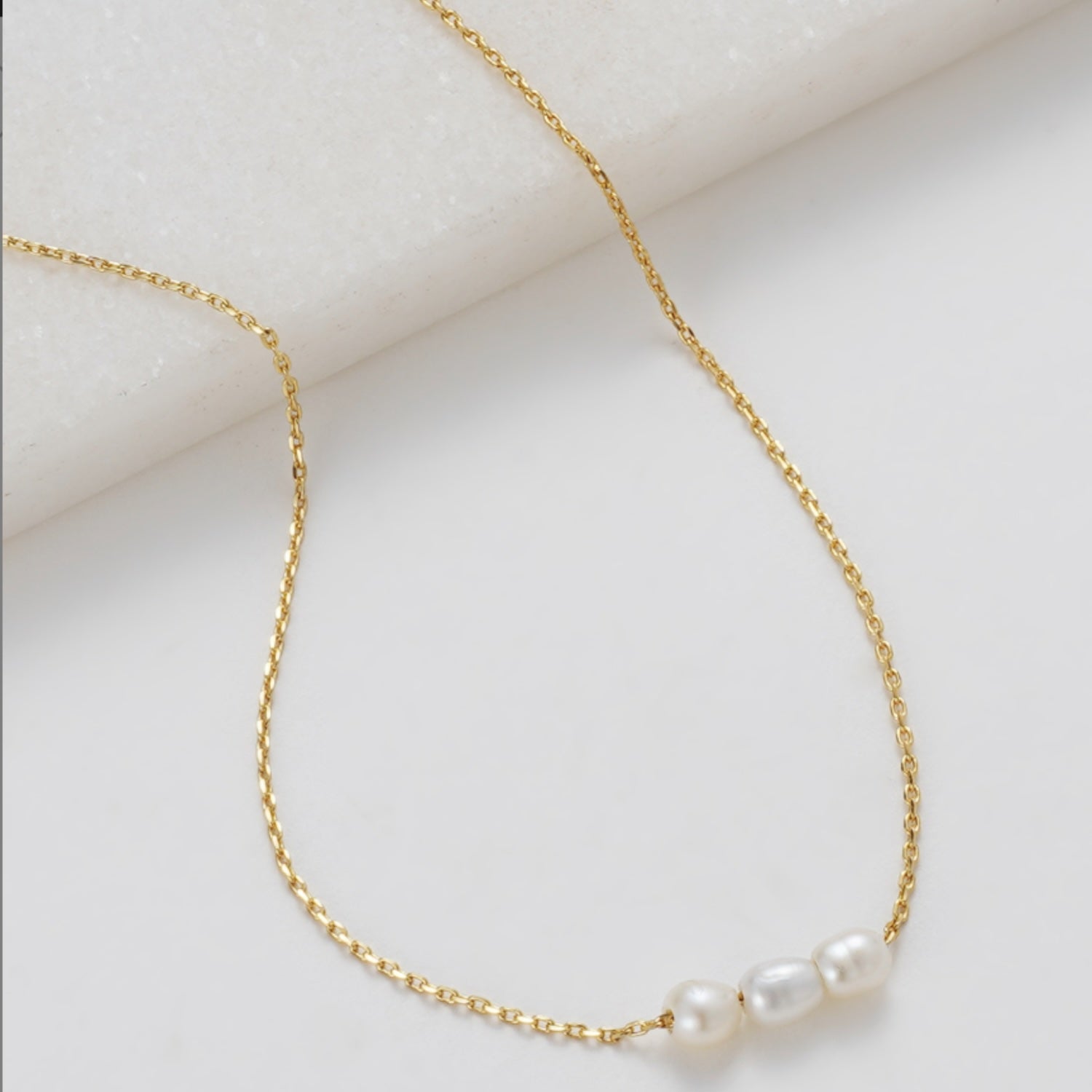Mini Pearl Necklace - Gold