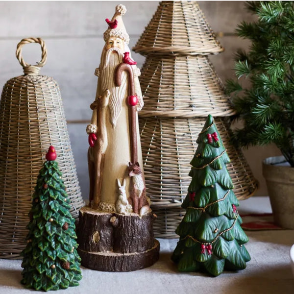 Tree w/ Garlands/Bows