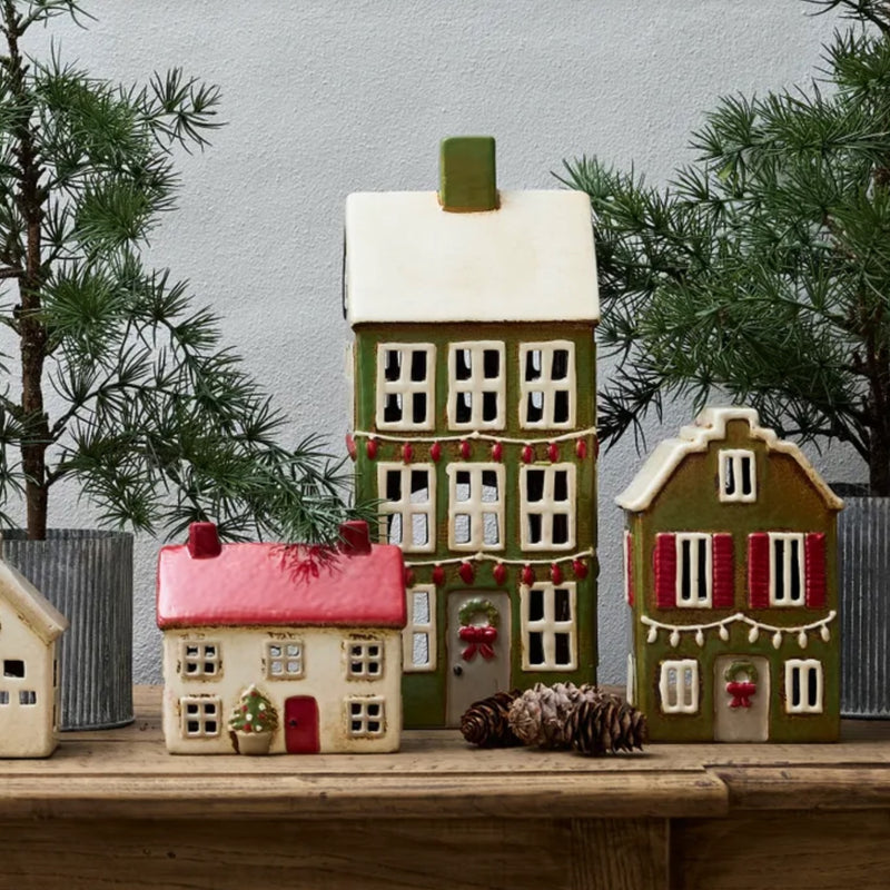 Grande Chalet - Christmas Green