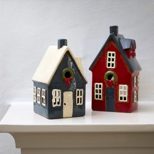 Tea Light Cottage - Navy/Wreath