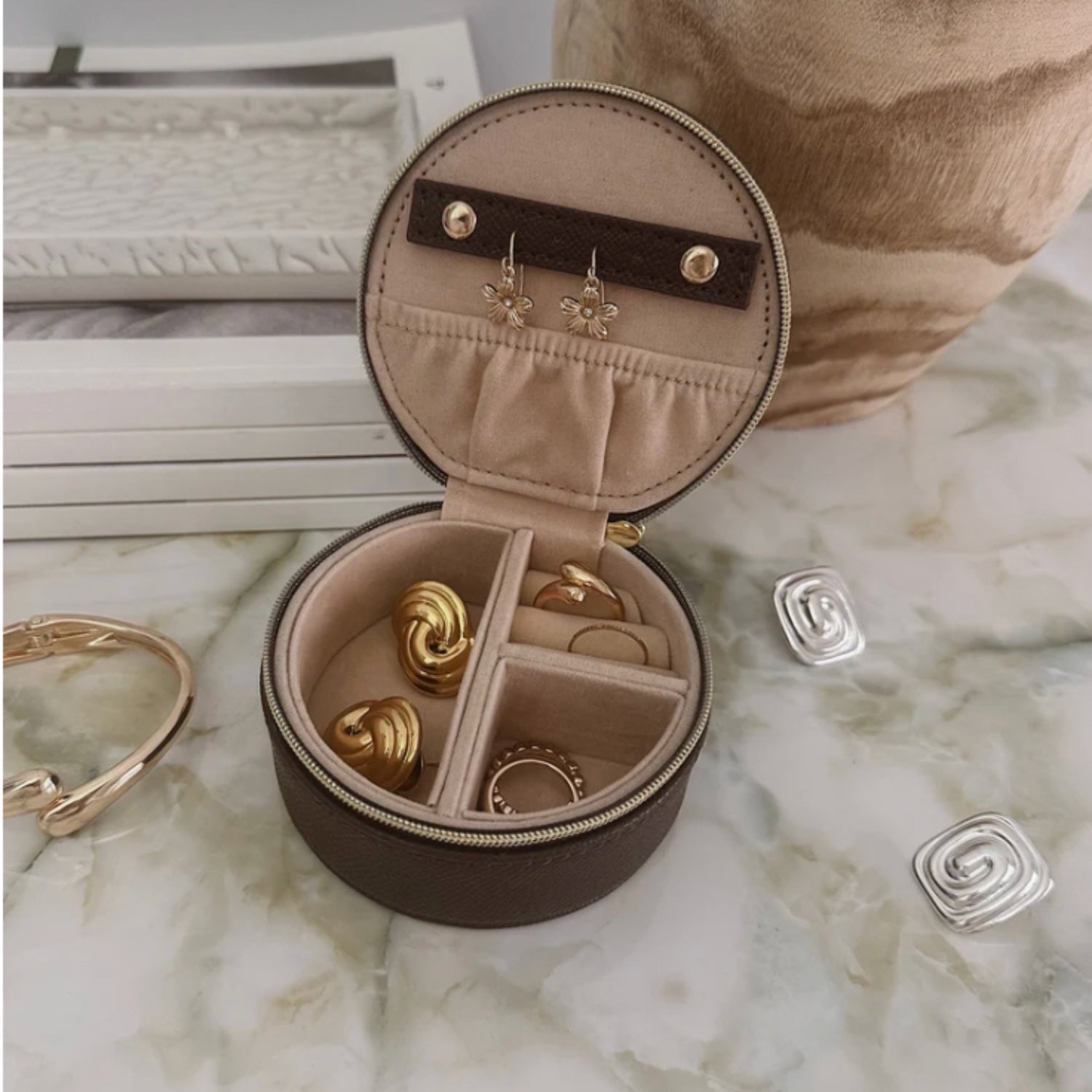 Sisco Jewellery Bag - Chocolate
