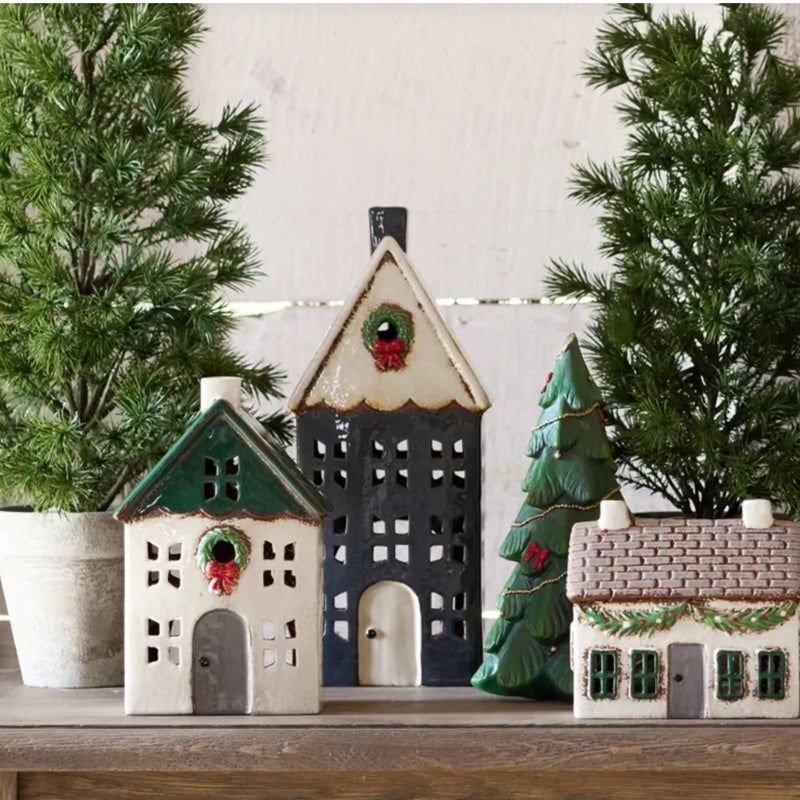 Tea Light House (L) - Blue/Wreath