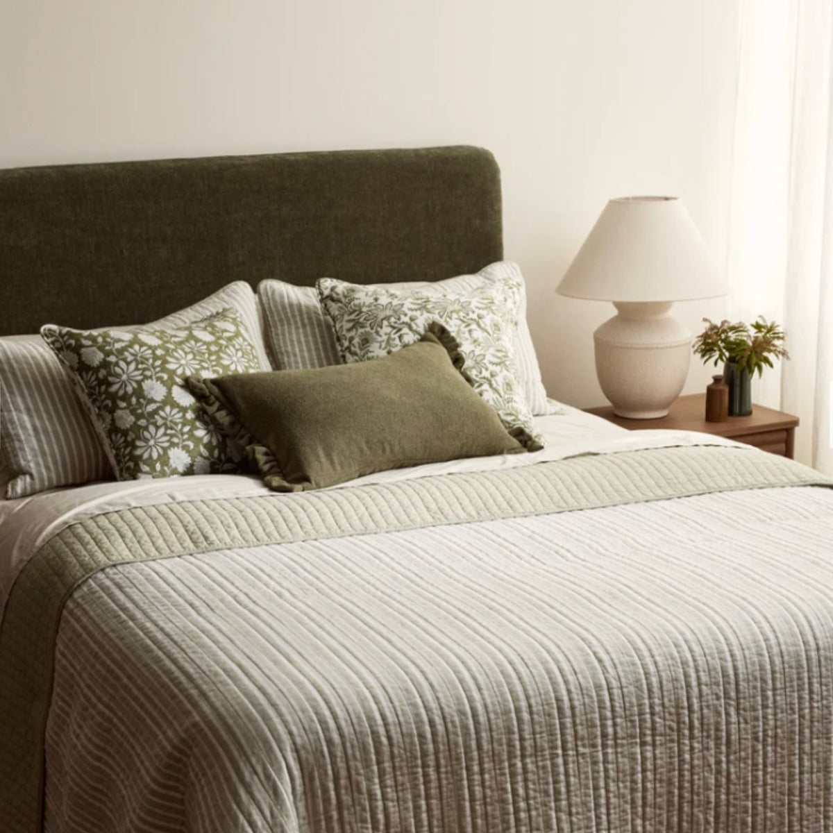 Willa 40x60 Cushion - Basil