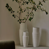Nelson Vase (M) - White