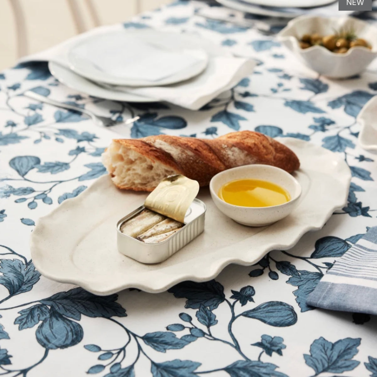 Sullivan Large Oval Plate - White