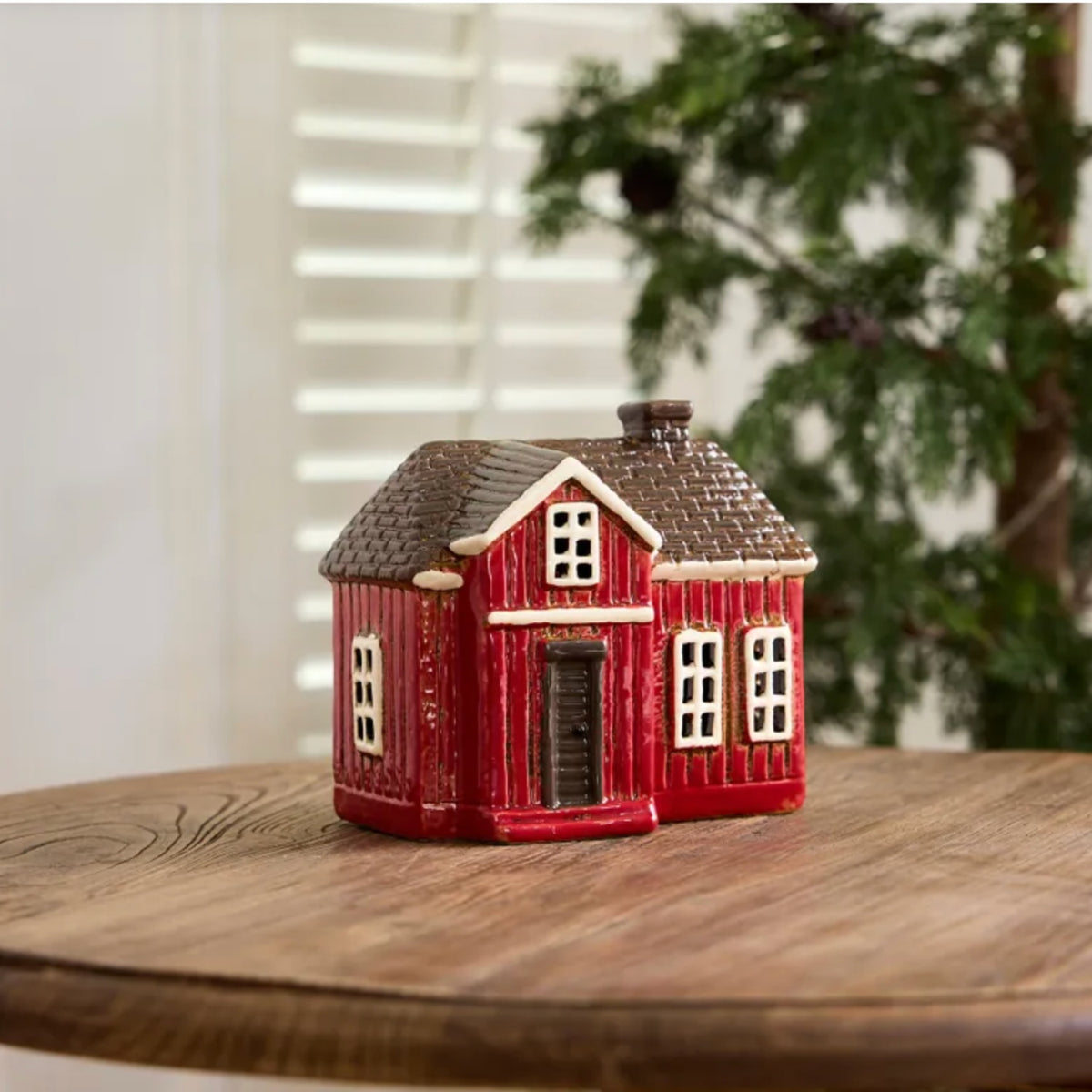 YA0099 Norgard Woodland Cottage