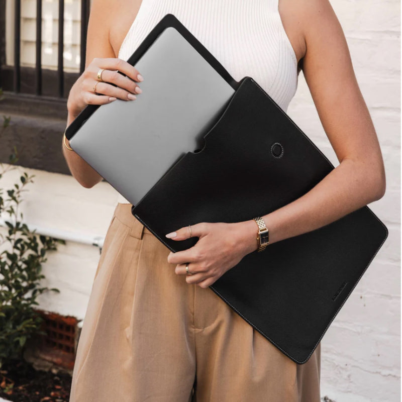 Messa Laptop Slip - Black