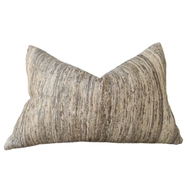 Brest Hand Cushion - Lumber - 40cm x 60cm