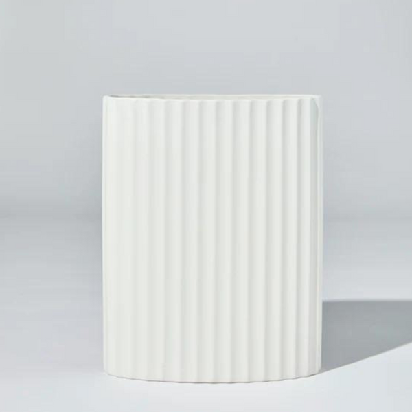 Ripple Oval Vase Snow (L)